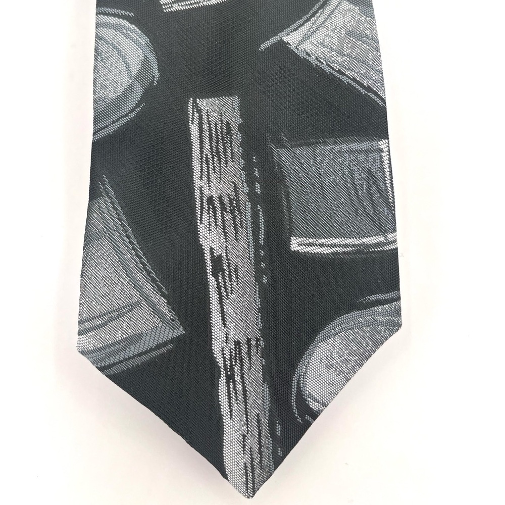 Vintage Etienne Aigner tie